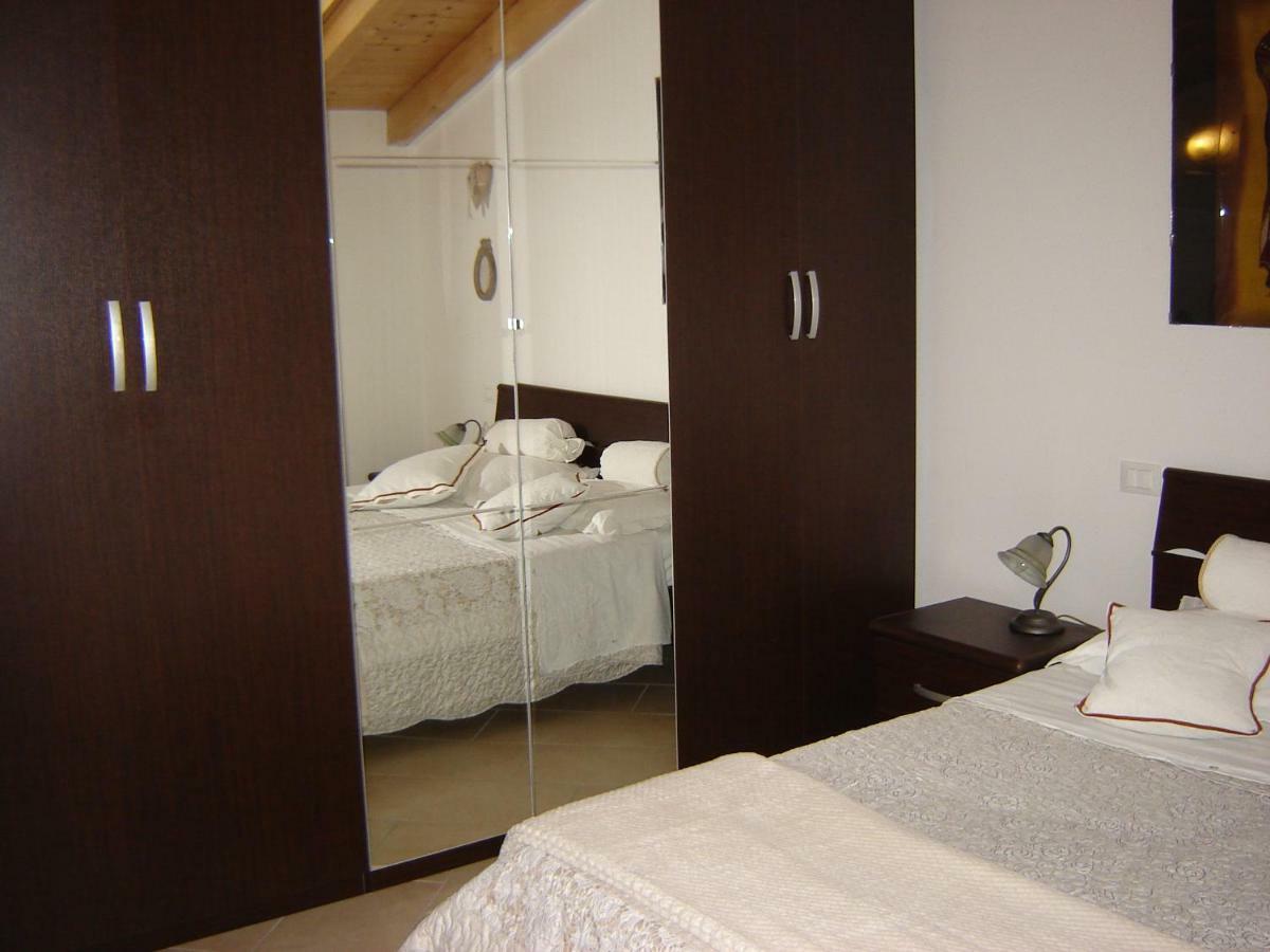 Apartmán A 7 Km Da Salo' Casa Del Sole Mansarda Gavardo Exteriér fotografie