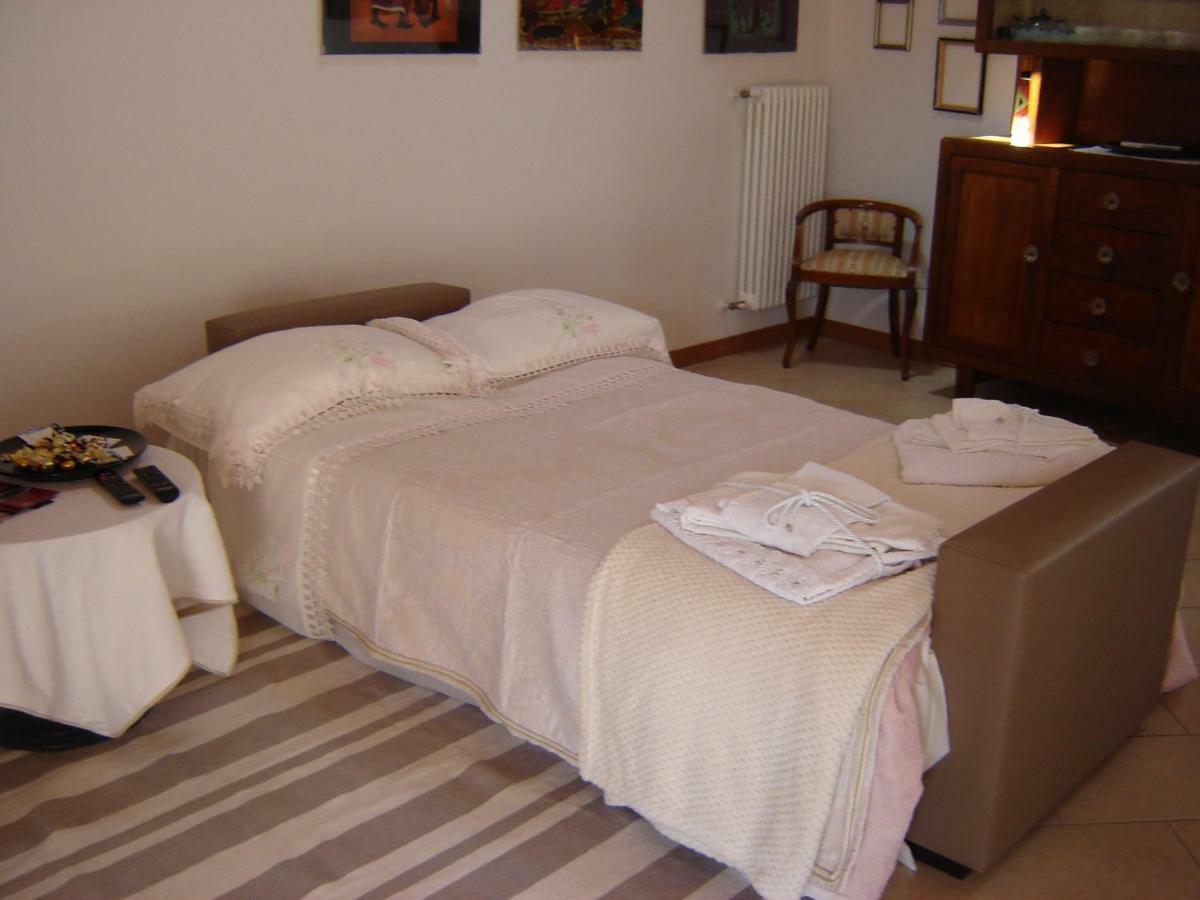 Apartmán A 7 Km Da Salo' Casa Del Sole Mansarda Gavardo Exteriér fotografie
