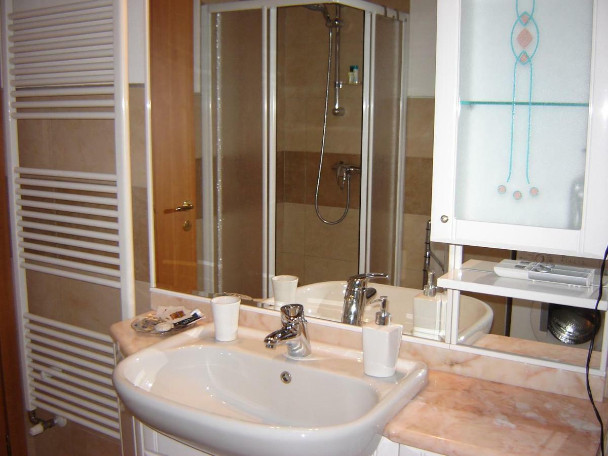 Apartmán A 7 Km Da Salo' Casa Del Sole Mansarda Gavardo Exteriér fotografie