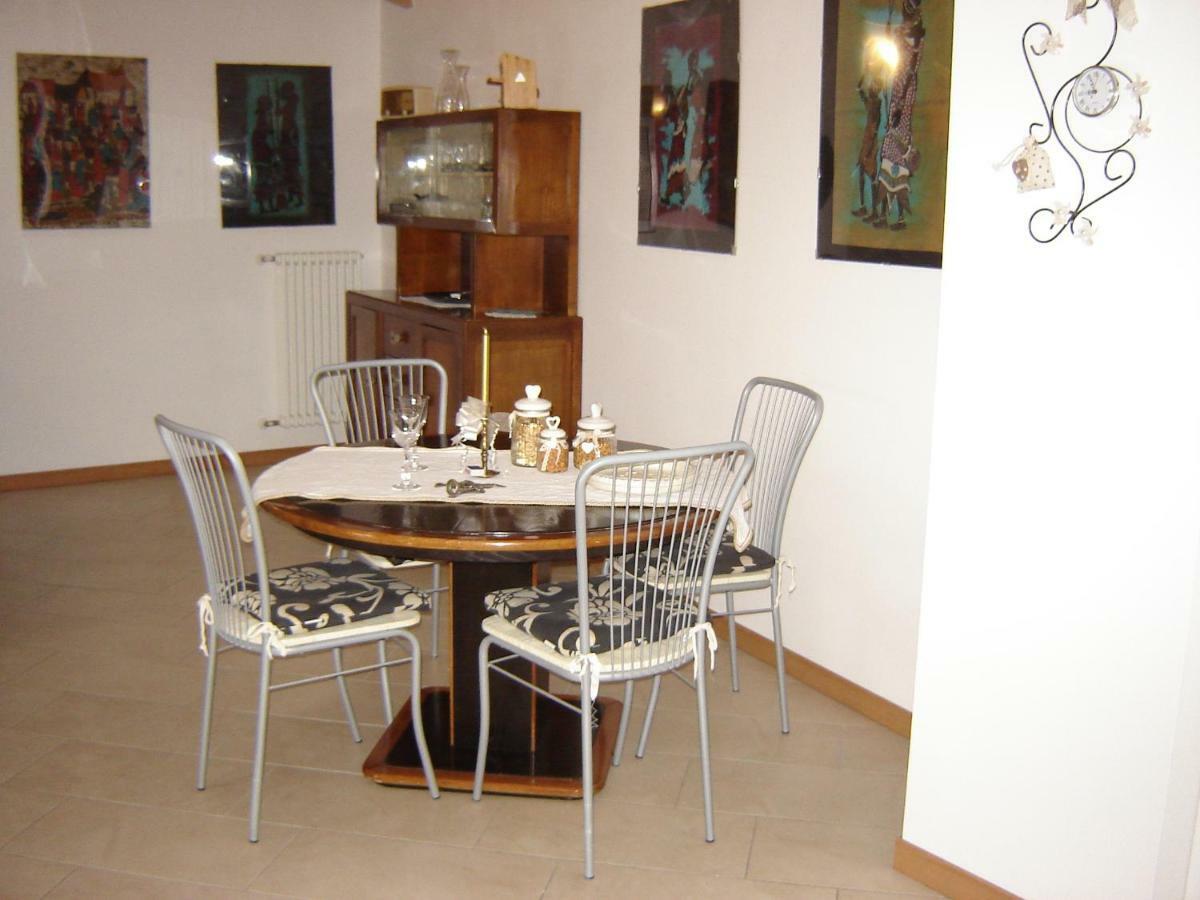 Apartmán A 7 Km Da Salo' Casa Del Sole Mansarda Gavardo Exteriér fotografie