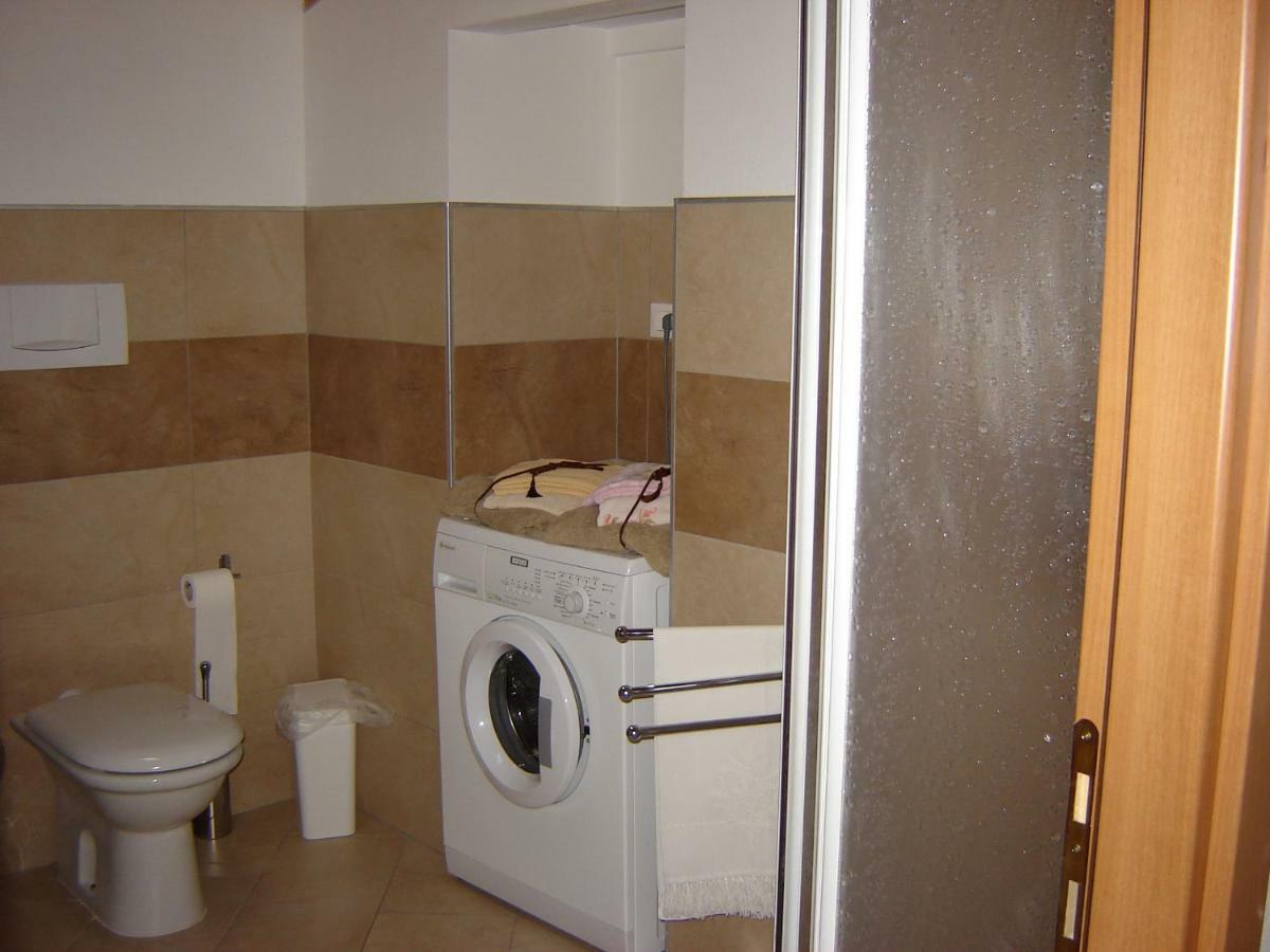 Apartmán A 7 Km Da Salo' Casa Del Sole Mansarda Gavardo Exteriér fotografie