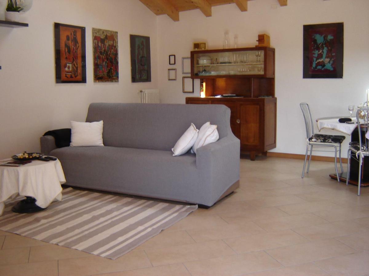 Apartmán A 7 Km Da Salo' Casa Del Sole Mansarda Gavardo Exteriér fotografie